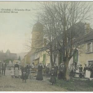 CPA Landresse (Doubs) - Grande-Rue et Hôtel Brun