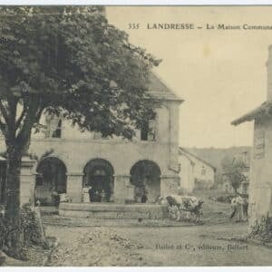 CPA Landresse (Doubs) - La Maison Commune et l'Abreuvoir 2