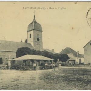 CPA Landresse (Doubs) - Place de l’Église