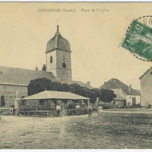 CPA Landresse (Doubs) - Place de l’Église 2